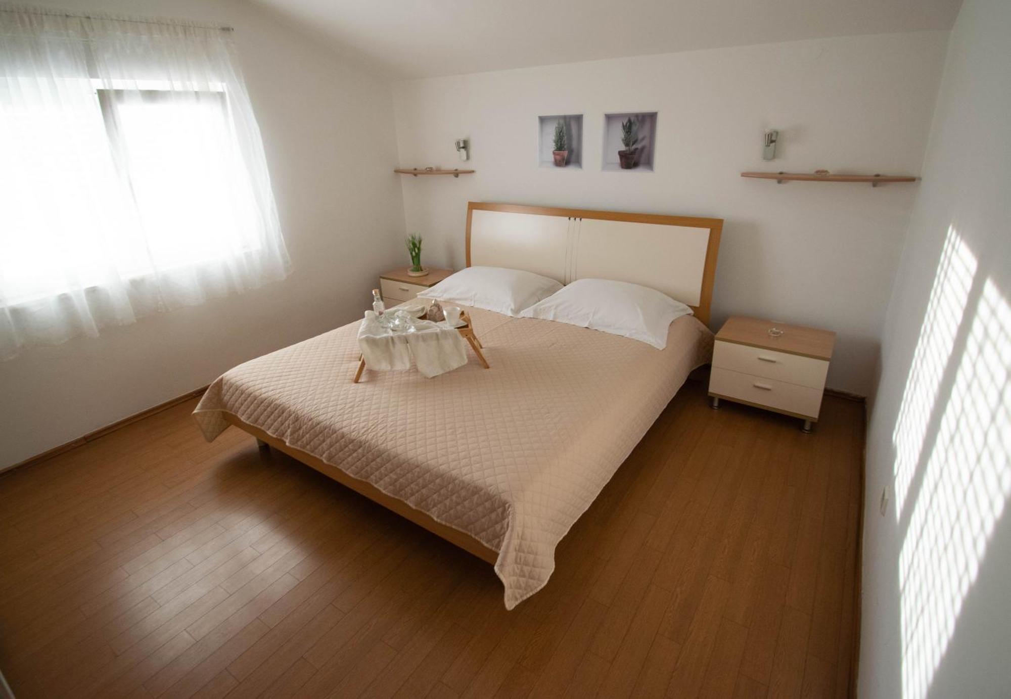 Apartments Anita Frane Vodice Luaran gambar